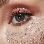 Чат с кожей: ученые придумали пластырь, который расскажет все о вашем лице в приложении.