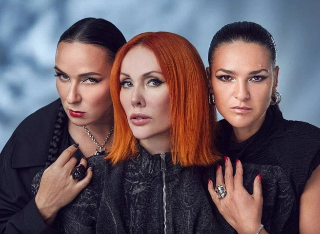3 ведьмочки не всегда находят общий язык на съемках&nbsp;— но в кадре смотрятся как «Зачарованные» (18+) | Источник: Марьяна Романова / T.me