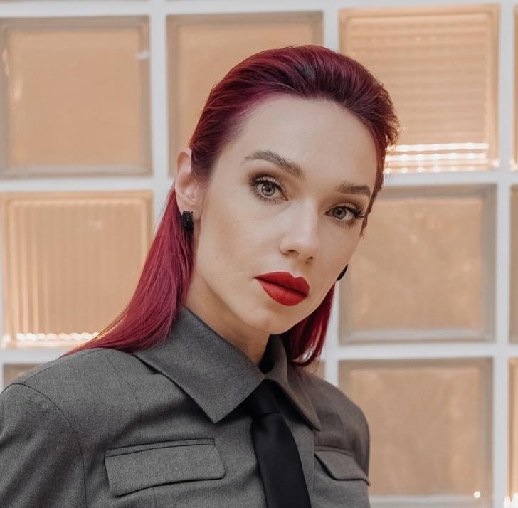 Юлия Долгополова
