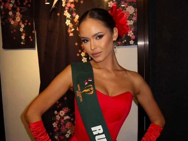 Елизавета уверена: настоящая красота&nbsp;— это не блеск короны, а свет уверенности и доброты внутри | Источник: liza_guryanova /  (экстремистская организация, деятельность запрещена на территории РФ)